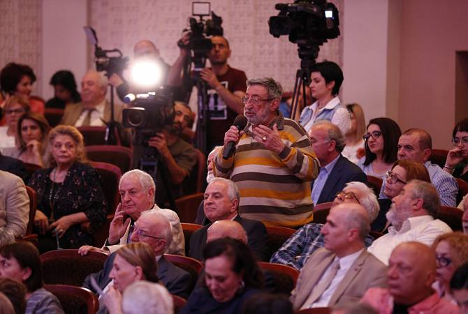 Նիկոլայ Ծատուրյանը ՀՀ վարչապետին է ներկայացրել թատրոնի հետ կապված իր 
մտահոգությունները