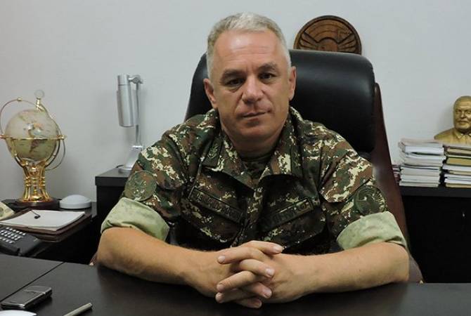 Командующий АО Арцаха поздравил АртакаДавтяна с вступлением в должность начальника Генштаба ВС МО РА
