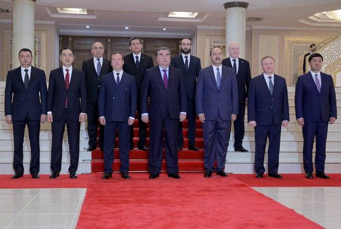 Премьеры стран СНГ по итогам встречи в Душанбе подписали пакет документов