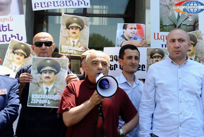 Սամվել Բաբայանի աջակիցները բողոքի ակցիա են սկսել ՀՀ վճռաբեկ դատարանի մոտ

