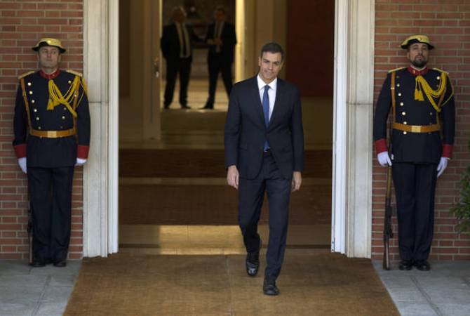  Правительство Испании под руководством Педро Санчеса принесло присягу 