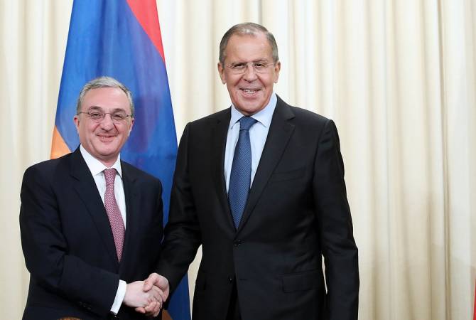 Armenian FM calls Russian counterpart’s smile “legendary” in funny Moscow presser 