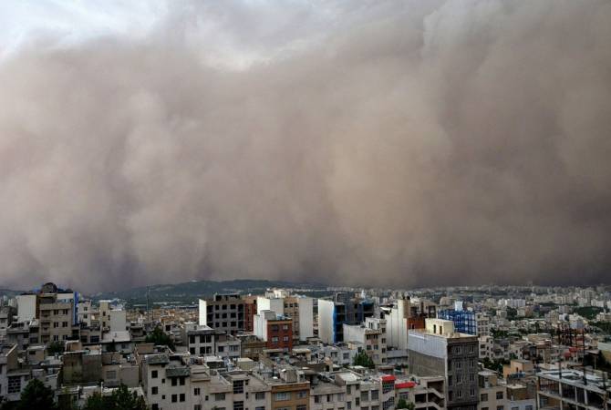 18 injured as severe rainfalls, winds hit Iran