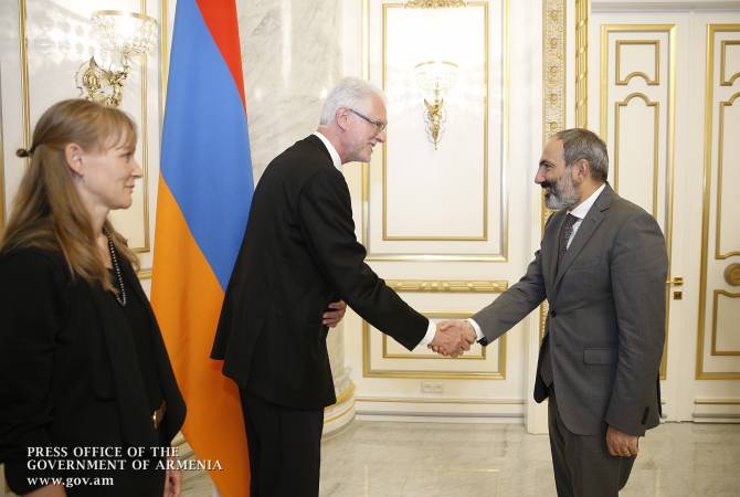 PM Pashinyan holds meeting with Statistics Denmark director-general in Yerevan 