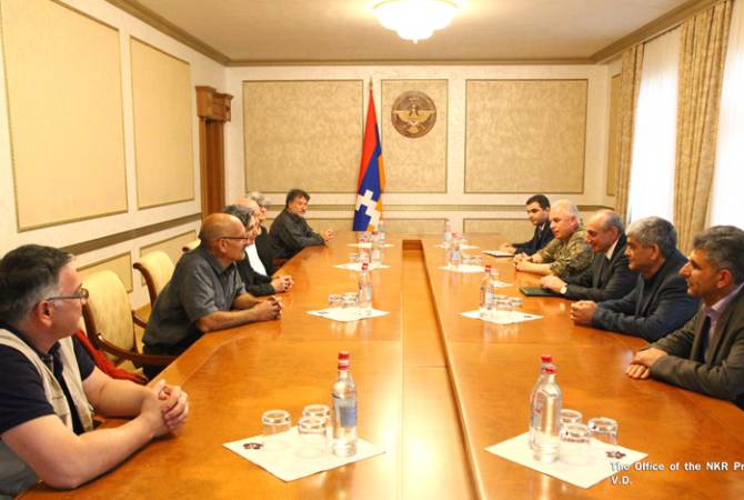 Президент Республики Арцах принял родственников Национального Героя Армении, Героя 
Арцаха Монте Мелконяна


