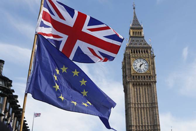 Палата общин отвергла поправку о сохранении Лондона в таможенном союзе с ЕС после 
Brexit