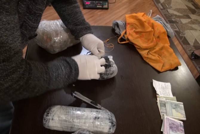 СНБ раскрыла случай контрабанды и незаконного оборота наркотиков в особо крупных 
размерах

