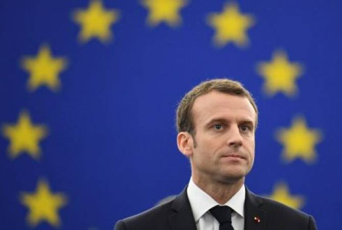 WSJ: Макрон хочет сделать французский главным языком Евросоюза