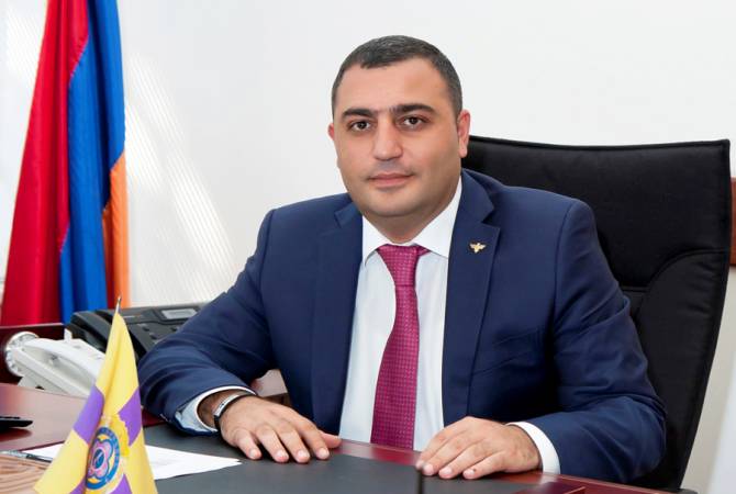 Ejmiatsin Mayor steps down 