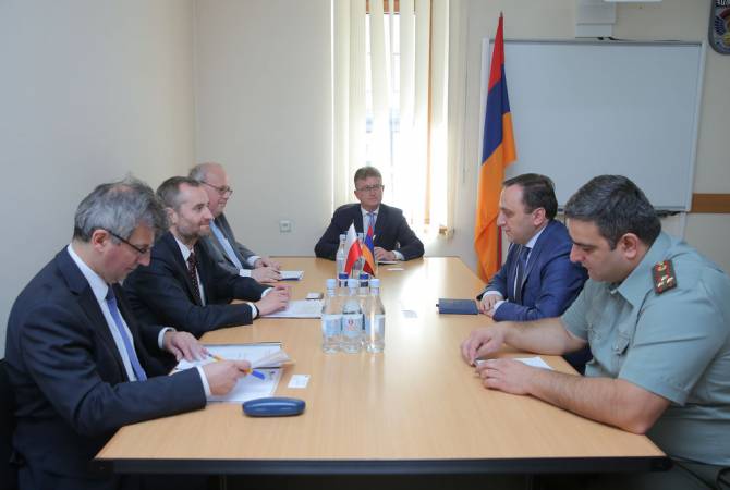 ՊՆ վարչական համալիրում քննարկվել են հայ-լեհական պաշտպանական 
համագործակցության օրակարգային հարցեր