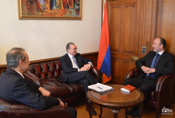 وزير الخارجية الأرميني زوهراب مناتساكانيان يلتقي بالمدير الأوروبي للجمعية الخيرية العمومية الأرمنية- 
AGBU نيكولا دافيديان بالسفارة الأرمينية في بلجيكا وبحث أجندة المشاريع المتعلقة بعموم الأرمن