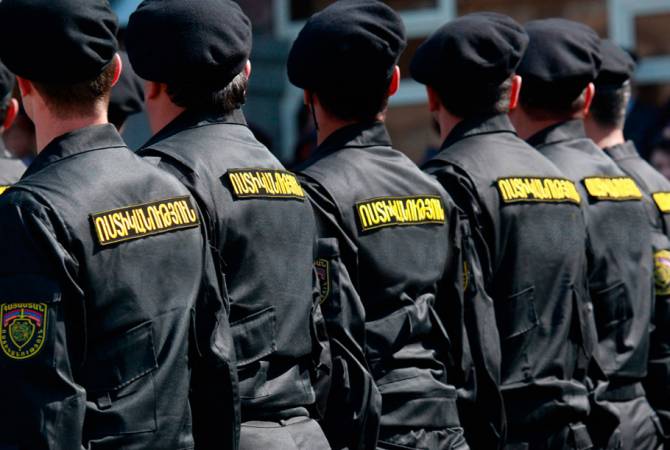 Полиция проводит спецоперацию в центральном офисе добровольческого союза 
«Еркрапа»