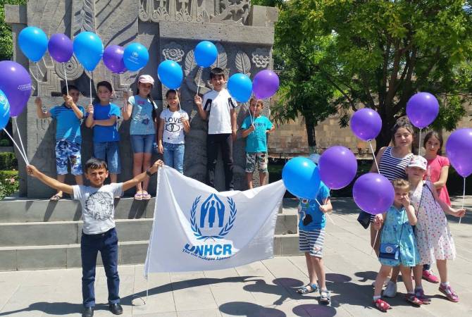 Արցախից տեղահանվածները Փախստականների միջազգային օրն անցկացրել են 
Հայաստանի մշակութային վայրեր այցելությամբ