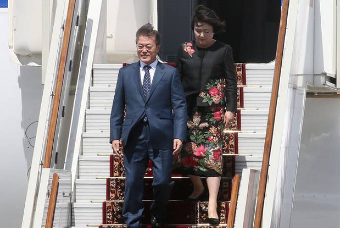 Президент Южной Кореи Мун Чжэ Ин прибыл в Москву