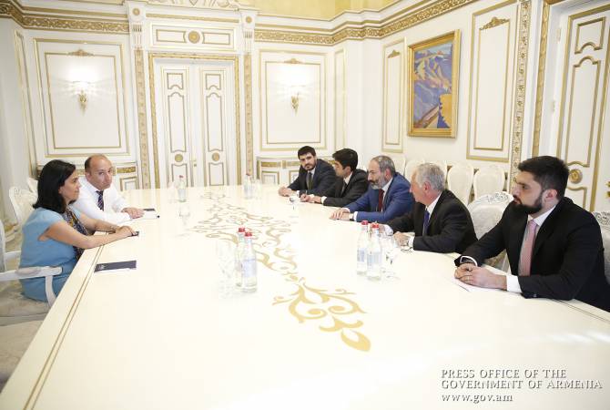 Премьер-министр обсудил с вице-президентом компании “Веолия” вопросы повышения 
эффективности деятельности французской компании в Армении

