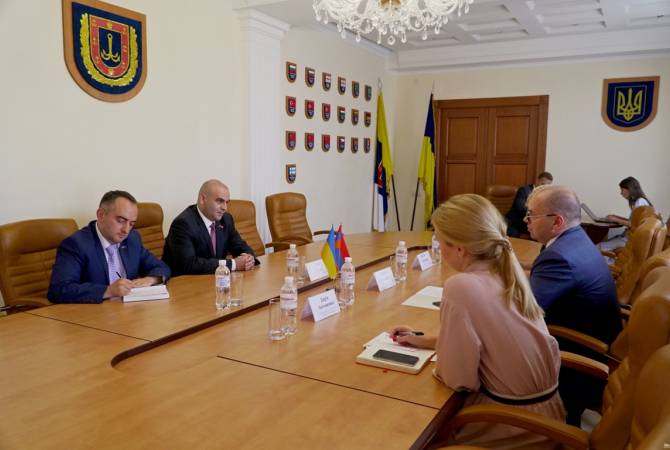 Генконсул Армении встретился с губернатором Одессы

