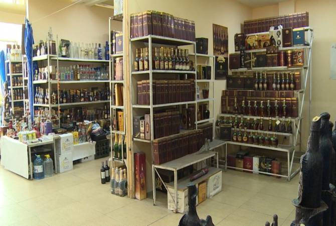 Moonshiner busted for selling large amounts of fake brandy in Yerevan - SRC