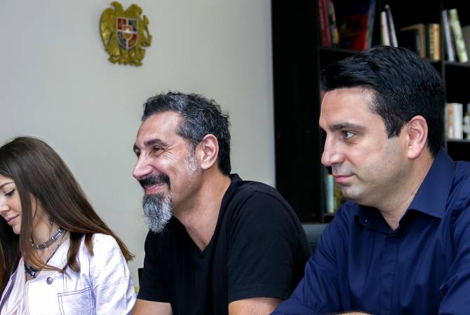 Serj Tankian to support Armenia cultural projects, innovations 