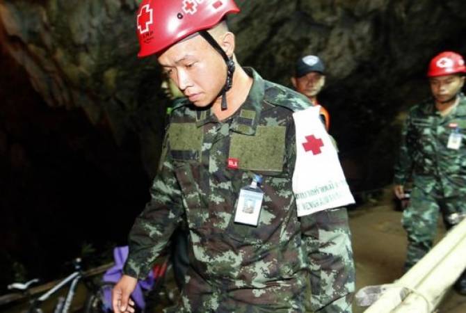  В Таиланде четвертые сутки ищут пропавших в пещере детей 