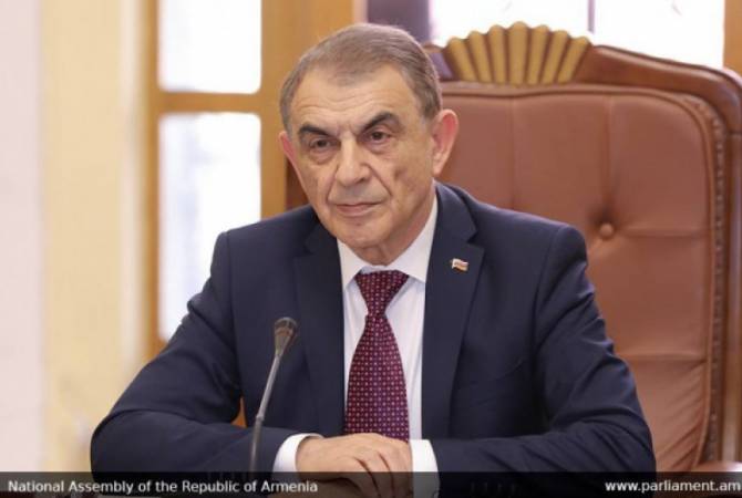 Соболезнование председателя НС Армении А.Баблояна в связи с кончиной Мисака 
Давтяна