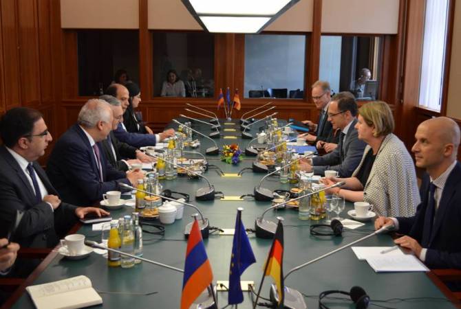 Armenian, German FMs outline ways to develop bilateral relations