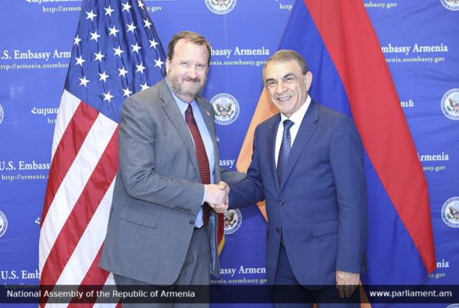 Speaker of Parliament visits United States Embassy on Independence Day