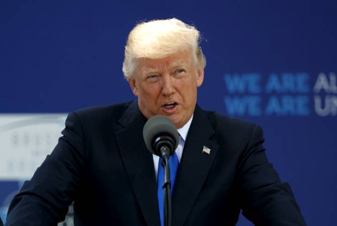 Трамп планирует заявить на саммите НАТО, что США не будут свиньей-копилкой для 
всего мира