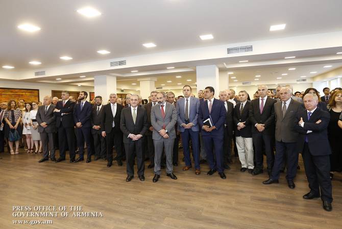 Премьер-министр присутствовал на презентации посвященного истории дипломатии 
Армении сайта

