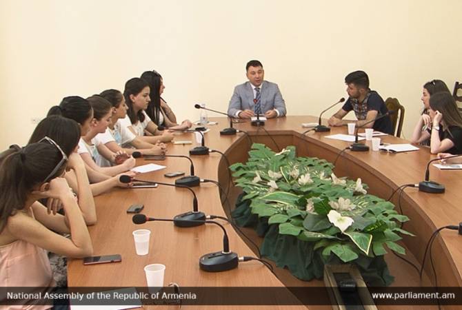 Mission of our new generation should be to live and create in homeland – Vice Speaker 
Sharmazanov