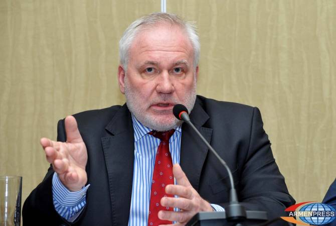 Российский сопредседатель Минской группы ОБСЕ сообщил о предстоящей встрече глав 
МИД Армении и Азербайджана

