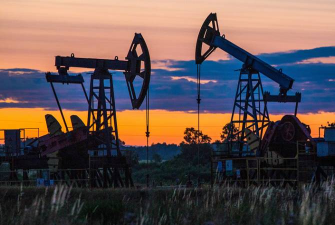 МЭА: добыча нефти в странах ОПЕК в июне выросла до четырехмесячного максимума