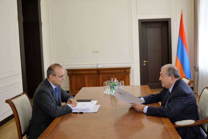 President Sarkissian holds meeting with Italian Ambassador 
