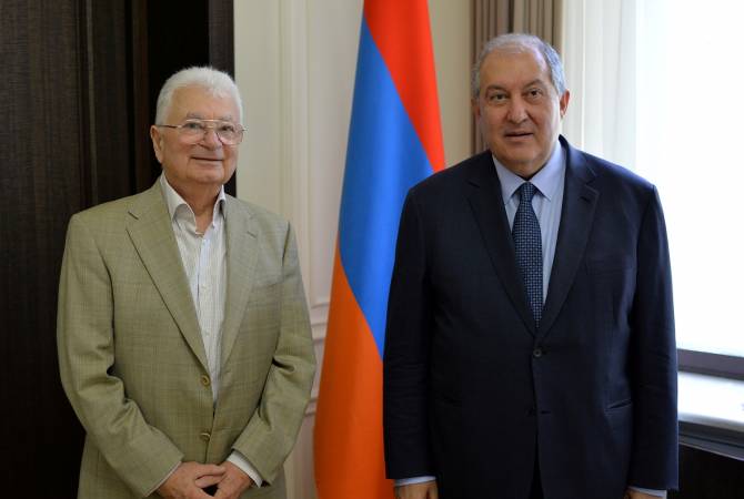 President Armen Sarkissian hosts academician Yuri Oganessian