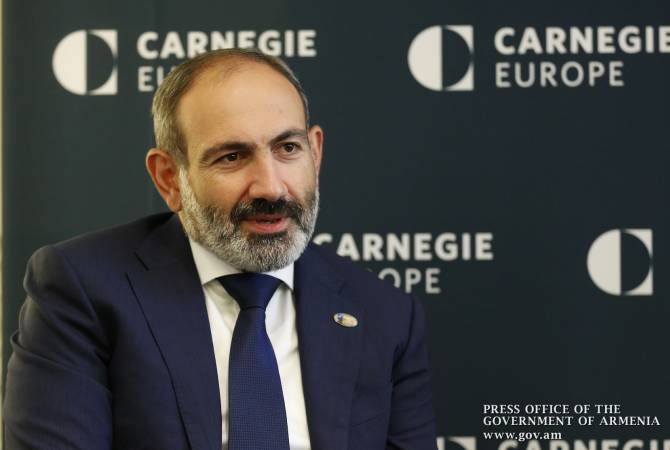 Демократическая Армения ожидает гораздо более серьезного отношения: Пашинян 
разъяснил свои слова во время бриффинга в Брюсселе


