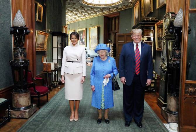 Трамп на 10 минут опоздал на чай к королеве Елизавете