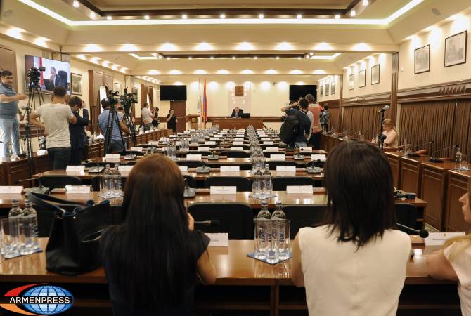 Yerevan City Council fails to elect Mayor due to absence of quorum at extraordinary session