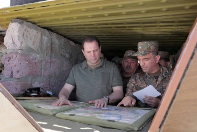 Приоритеты МО Армении: создание условий для урегулирования карабахского конфликта, 
повышение имиджа армии и внешние связи