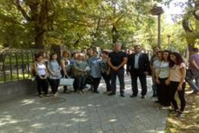 Հայաստանում պարսկերեն դասավանդողները կկատարելագործեն գիտելիքները 
Իրանում