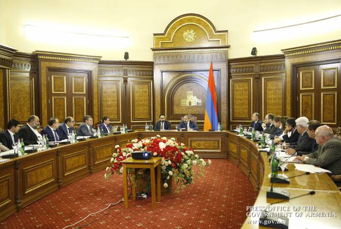 Պետք է դադարենք Սևանա լճին վերաբերվել որպես ջրի տարա. վարչապետի մոտ 
քննարկվել են ոռոգման շրջանի խնդիրները