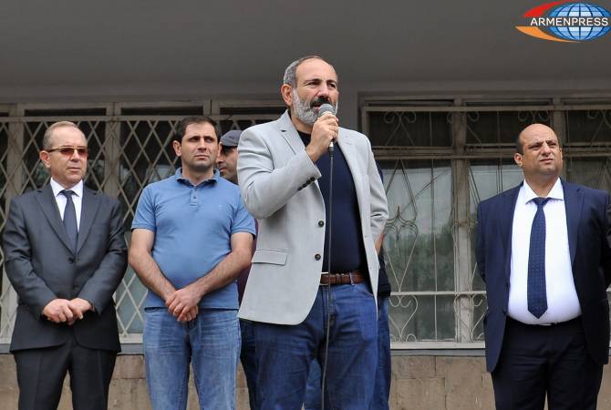 If garbage is thrown at our feet, we should not wait for PM to come to collect it – Pashinyan's  
remarks in Berd town