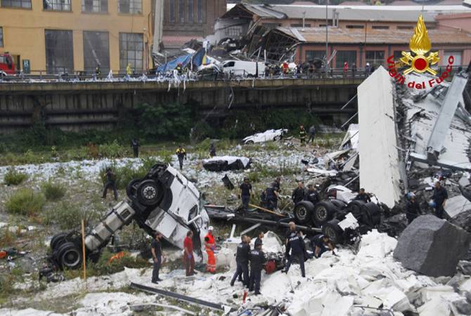 В Генуе число жертв при обрушении моста достигло 22 человек

