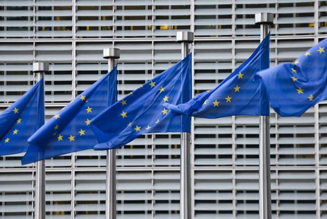 EU urges Azerbaijan to release all political prisoners