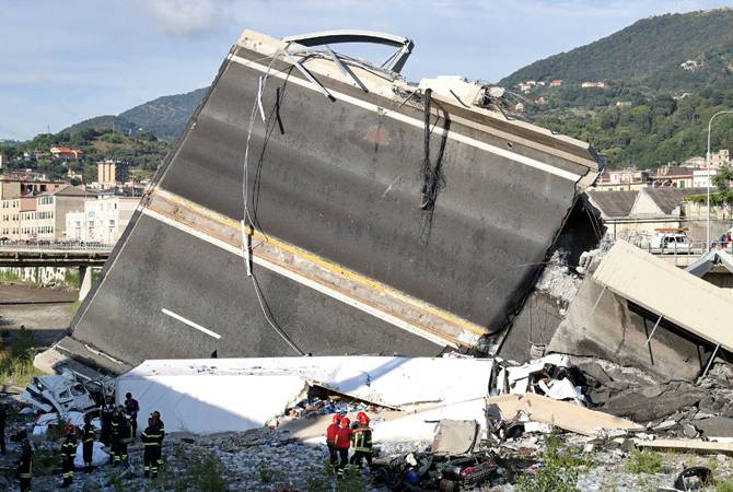 Власти предупредили о существенном росте числа жертв обрушения моста в Генуе