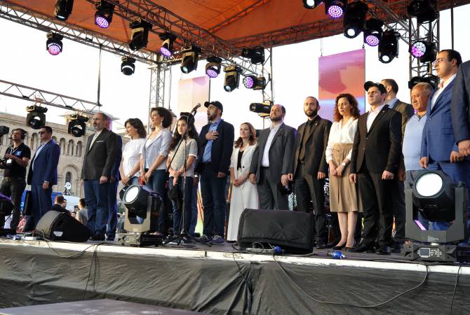 PM Pashinyan’s meeting kicks off with the national anthem of Armenia – Live