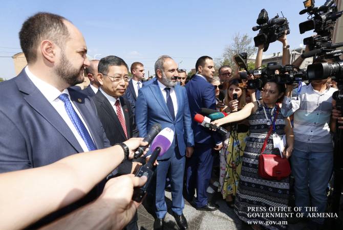 رئيس الوزراء نيكول باشينيان يدعو في الأخذ بالرأي العام حول عودة الرئيس الثاني روبيرت كوتشاريان إلى 
الساحة السياسية بأرمينيا