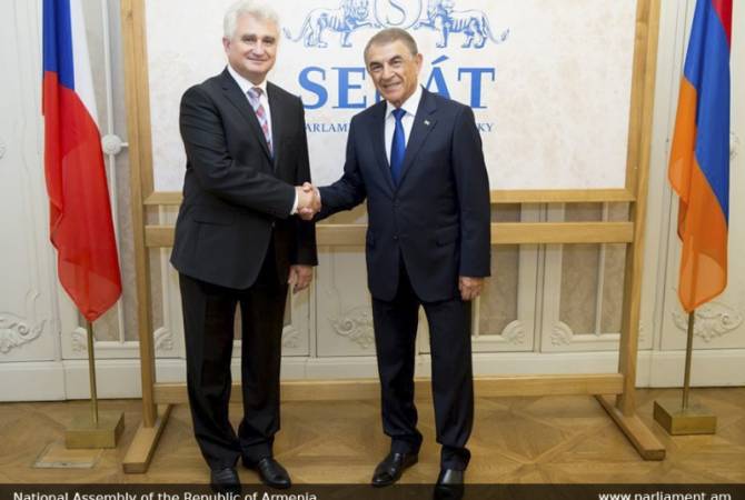 Speaker of Parliament of Armenia meets with President of Czech Senate