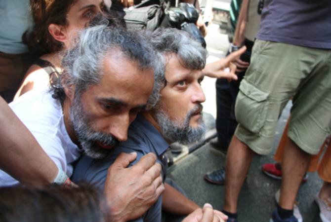 Ստամբուլում ոստիկանները փորձել են բերման ենթարկել Կարո Փայլանին