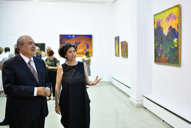 Президент Армен Саркисян  — на открытии выставки к 100-летию Ованеса Зардаряна