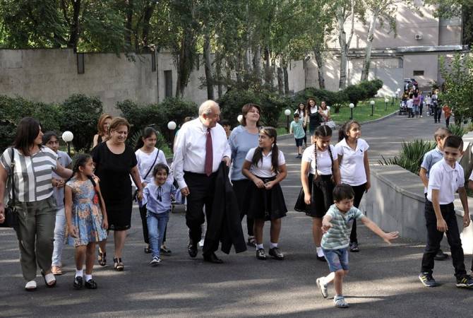 Starting from September 9 gates of Presidential Residency of Armenia will be open for the 
public each Sunday