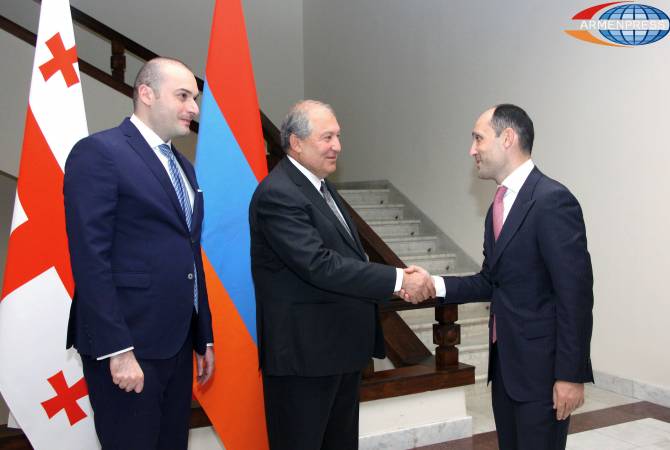 Президент Армении принял премьер-министра Грузии

